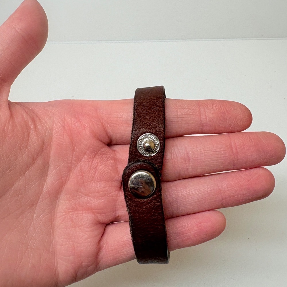 Southwestern Leather Turquoise Stone Snap Cuff Bracelet Brown